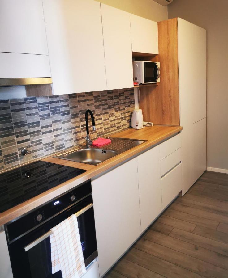 Apartmani "Ivan" 玛里纳 外观 照片