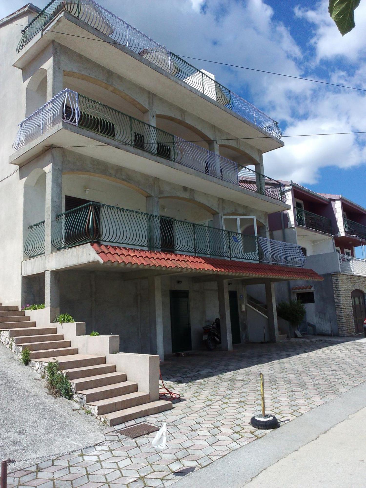 Apartmani "Ivan" 玛里纳 外观 照片